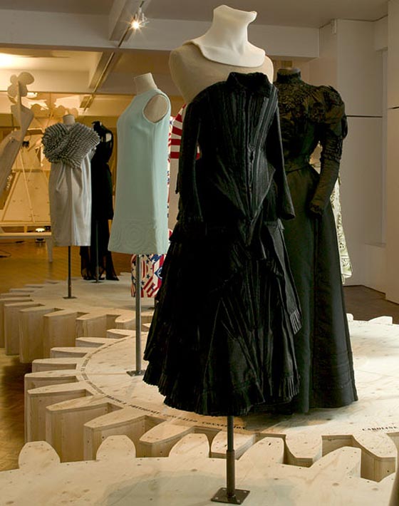 'Spectres: When Fashion Turns Back', fashion installation - Victoria ...